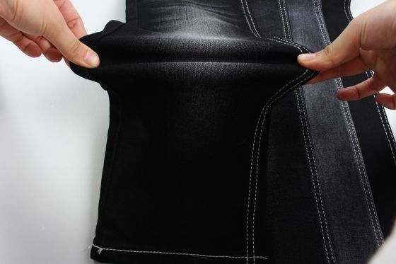 Vải denim da đen mặt sau