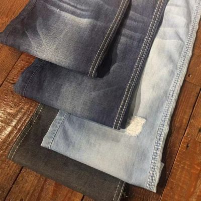 4.5oz 100% Cotton Denim Fabric with 32X32 Yarn Count and 58/60" Width for Soft Handfeeling Apparel