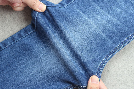 Chất liệu denim cotton co giãn Tencel với cảm ứng cực kỳ mềm mại cho quần jean mùa hè